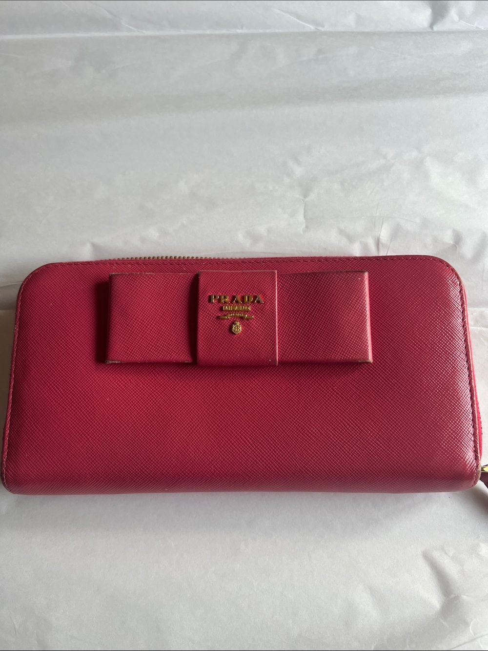 Prada Saffiano Bow Zip-Around Wallet in Pink
